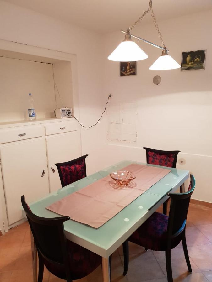Apartman Pem Pula Luaran gambar